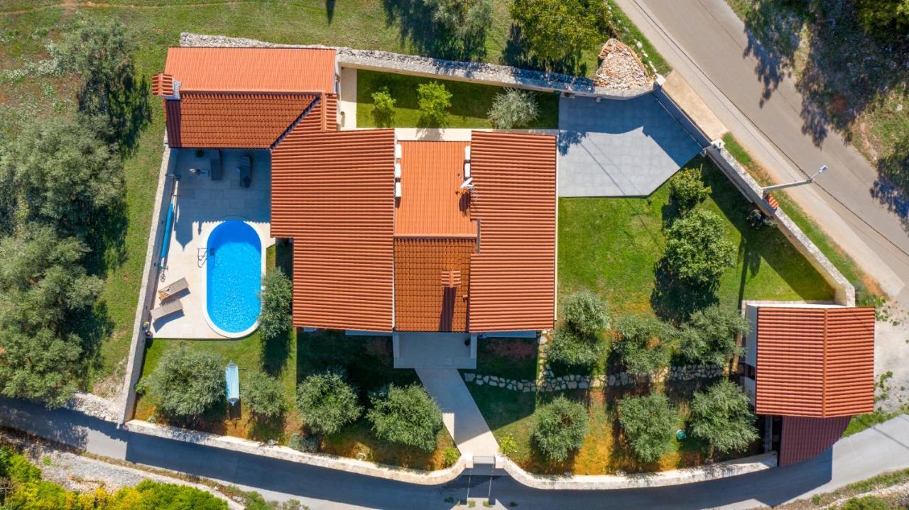 Villa Vignola Kavran Екстериор снимка